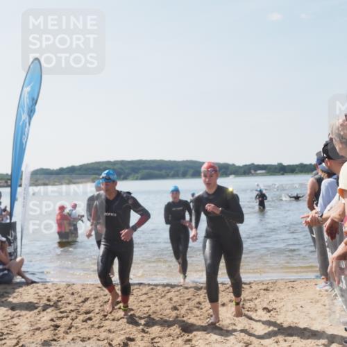 22.06.2025 - Viking Triathlon MichiJ http://msf.ph/oto/8066977 22.06.2025 10:36:12 Schwimmen 19, 101, 313, 334, 377, 407, 448, 636 meine-sportfotos.de
