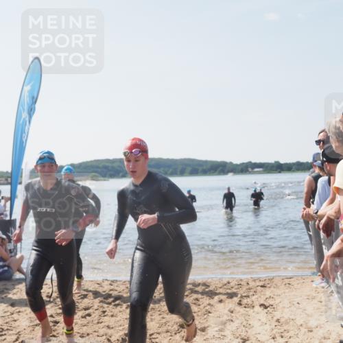 22.06.2025 - Viking Triathlon MichiJ http://msf.ph/oto/8066984 22.06.2025 10:36:12 Schwimmen 19, 101, 313, 334, 377, 407, 448, 636 meine-sportfotos.de