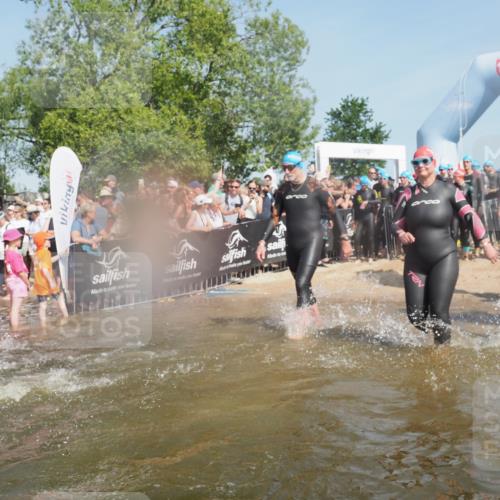 22.06.2025 - Viking Triathlon KatJ http://msf.ph/oto/8066988 22.06.2025 10:07:55 Schwimmen 31, 76, 95, 130, 292, 308, 372, 412, 452, 453, 477, 523, 647, 650 meine-sportfotos.de