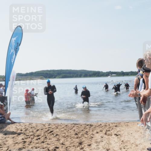 22.06.2025 - Viking Triathlon MichiJ http://msf.ph/oto/8066995 22.06.2025 10:36:23 Schwimmen 42, 88, 101, 232, 251, 334, 407 meine-sportfotos.de