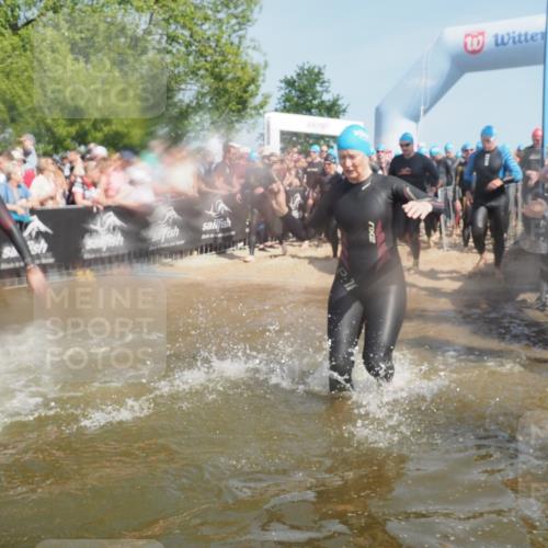 22.06.2025 - Viking Triathlon KatJ http://msf.ph/oto/8066996 22.06.2025 10:08:07 Schwimmen 51, 106, 116, 206, 268, 308, 378, 412, 422, 452, 466, 480, 523, 543, 647 meine-sportfotos.de