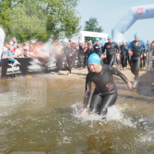22.06.2025 - Viking Triathlon KatJ http://msf.ph/oto/8067006 22.06.2025 10:08:08 Schwimmen 51, 106, 116, 206, 268, 308, 378, 403, 410, 412, 422, 452, 466, 480, 523, 543, 647 meine-sportfotos.de
