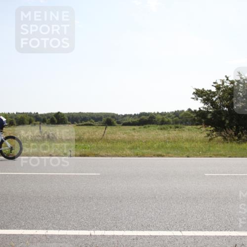 22.06.2025 - Viking Triathlon Yannick Fuchs http://msf.ph/oto/8067050 22.06.2025 11:04:39 Radfahren 397, 437 meine-sportfotos.de