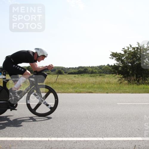 22.06.2025 - Viking Triathlon Yannick Fuchs http://msf.ph/oto/8067077 22.06.2025 11:06:06 Radfahren 1, 2, 530, 610, 655 meine-sportfotos.de