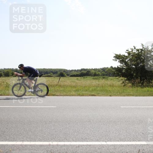 22.06.2025 - Viking Triathlon Yannick Fuchs http://msf.ph/oto/8067103 22.06.2025 11:06:47 Radfahren 41, 54, 81, 194, 275, 505, 538, 624 meine-sportfotos.de