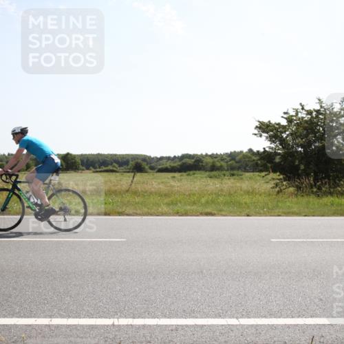22.06.2025 - Viking Triathlon Yannick Fuchs http://msf.ph/oto/8067122 22.06.2025 11:07:34 Radfahren 128, 220, 450 meine-sportfotos.de