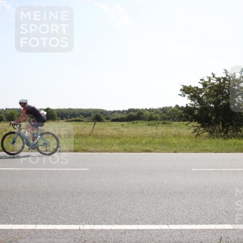 22.06.2025 - Viking Triathlon Yannick Fuchs http://msf.ph/oto/8067123 22.06.2025 11:07:42 Radfahren 221, 462 meine-sportfotos.de