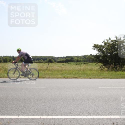 22.06.2025 - Viking Triathlon Yannick Fuchs http://msf.ph/oto/8067130 22.06.2025 11:07:55 Radfahren 25, 276, 440, 619 meine-sportfotos.de