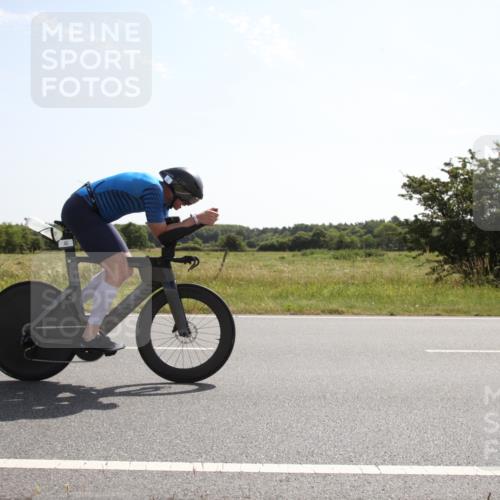 22.06.2025 - Viking Triathlon Yannick Fuchs http://msf.ph/oto/8067139 22.06.2025 11:08:19 Radfahren 6, 45, 65, 244 meine-sportfotos.de