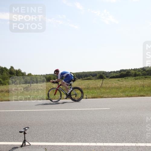 22.06.2025 - Viking Triathlon Yannick Fuchs http://msf.ph/oto/8067213 22.06.2025 11:09:07 Radfahren 15, 327, 369, 447, 627 meine-sportfotos.de