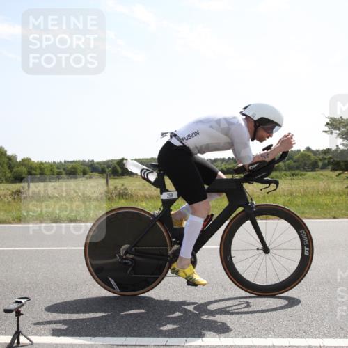 22.06.2025 - Viking Triathlon Yannick Fuchs http://msf.ph/oto/8067245 22.06.2025 11:10:09 Radfahren 258, 652 meine-sportfotos.de