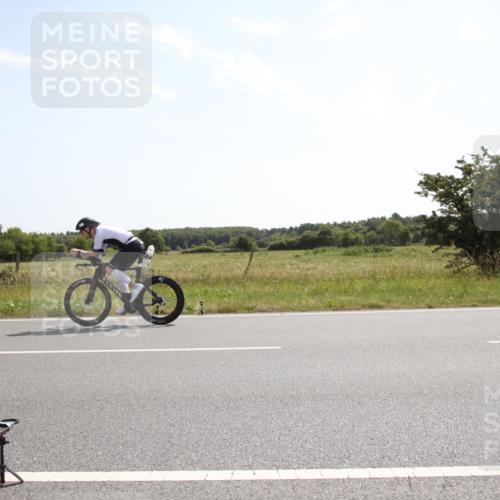 22.06.2025 - Viking Triathlon Yannick Fuchs http://msf.ph/oto/8067251 22.06.2025 11:10:37 Radfahren 142, 360 meine-sportfotos.de
