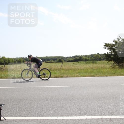 22.06.2025 - Viking Triathlon Yannick Fuchs http://msf.ph/oto/8067253 22.06.2025 11:10:46 Radfahren 240, 421 meine-sportfotos.de