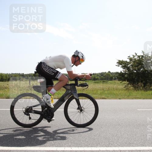 22.06.2025 - Viking Triathlon Yannick Fuchs http://msf.ph/oto/8067300 22.06.2025 11:13:59 Radfahren 31, 51, 611 meine-sportfotos.de