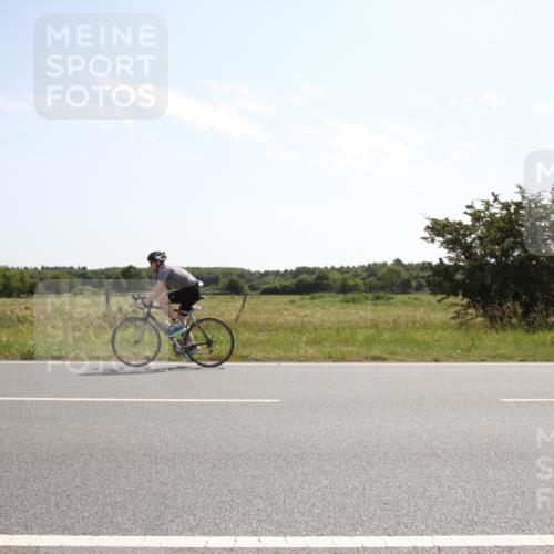 22.06.2025 - Viking Triathlon Yannick Fuchs http://msf.ph/oto/8067302 22.06.2025 11:14:02 Radfahren 31, 51, 130, 223, 611 meine-sportfotos.de