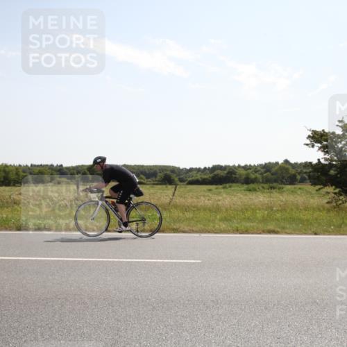 22.06.2025 - Viking Triathlon Yannick Fuchs http://msf.ph/oto/8067329 22.06.2025 11:14:59 Radfahren 74, 439 meine-sportfotos.de