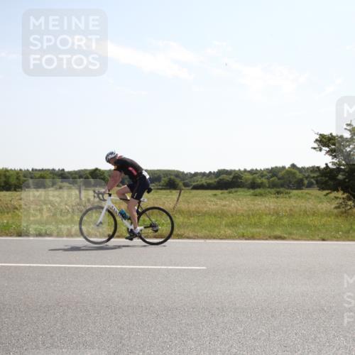 22.06.2025 - Viking Triathlon Yannick Fuchs http://msf.ph/oto/8067332 22.06.2025 11:15:07 Radfahren 12, 102, 132, 285, 555, 616 meine-sportfotos.de