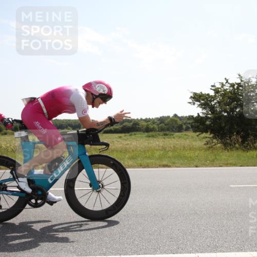 22.06.2025 - Viking Triathlon Yannick Fuchs http://msf.ph/oto/8067342 22.06.2025 11:15:27 Radfahren 76, 287, 352 meine-sportfotos.de