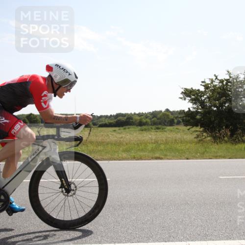 22.06.2025 - Viking Triathlon Yannick Fuchs http://msf.ph/oto/8067343 22.06.2025 11:15:27 Radfahren 76, 287, 352 meine-sportfotos.de