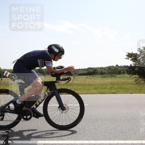 22.06.2025 - Viking Triathlon Yannick Fuchs http://msf.ph/oto/8067373 22.06.2025 11:16:31 Radfahren 301 meine-sportfotos.de