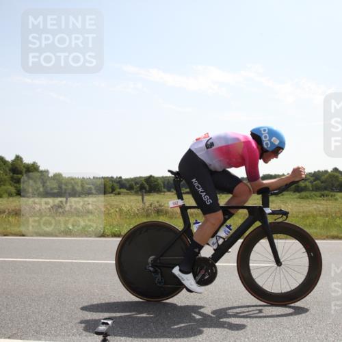 22.06.2025 - Viking Triathlon Yannick Fuchs http://msf.ph/oto/8067375 22.06.2025 11:16:47 Radfahren 271, 378, 662 meine-sportfotos.de