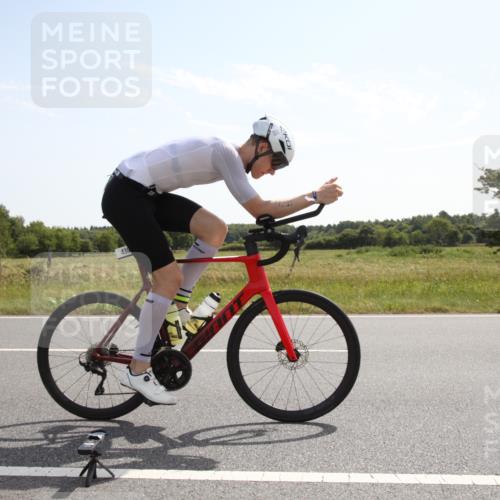 22.06.2025 - Viking Triathlon Yannick Fuchs http://msf.ph/oto/8067394 22.06.2025 11:17:17 Radfahren 364, 435, 468, 630 meine-sportfotos.de