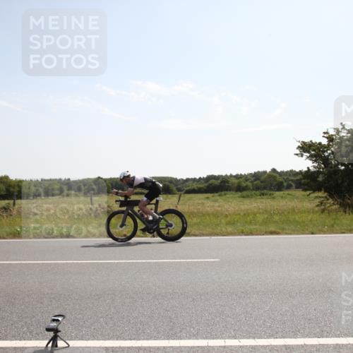 22.06.2025 - Viking Triathlon Yannick Fuchs http://msf.ph/oto/8067442 22.06.2025 11:19:23 Radfahren 23, 463 meine-sportfotos.de
