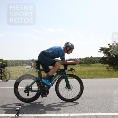 22.06.2025 - Viking Triathlon Yannick Fuchs http://msf.ph/oto/8067458 22.06.2025 11:19:58 Radfahren 116, 226, 350, 402, 640 meine-sportfotos.de