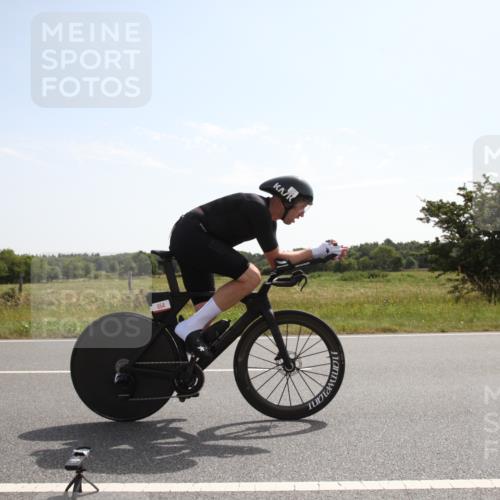 22.06.2025 - Viking Triathlon Yannick Fuchs http://msf.ph/oto/8067510 22.06.2025 11:20:34 Radfahren 631, 654 meine-sportfotos.de