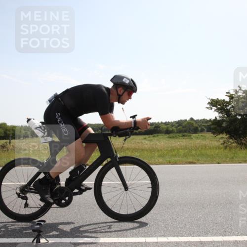 22.06.2025 - Viking Triathlon Yannick Fuchs http://msf.ph/oto/8067677 22.06.2025 11:22:01 Radfahren 80, 304 meine-sportfotos.de