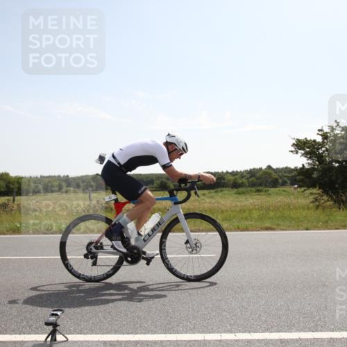 22.06.2025 - Viking Triathlon Yannick Fuchs http://msf.ph/oto/8067705 22.06.2025 11:22:19 Radfahren 42, 91, 473, 490, 661 meine-sportfotos.de