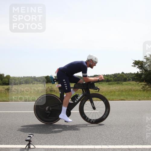 22.06.2025 - Viking Triathlon Yannick Fuchs http://msf.ph/oto/8067775 22.06.2025 11:56:36 Radfahren 132, 326, 356, 601, 645 meine-sportfotos.de