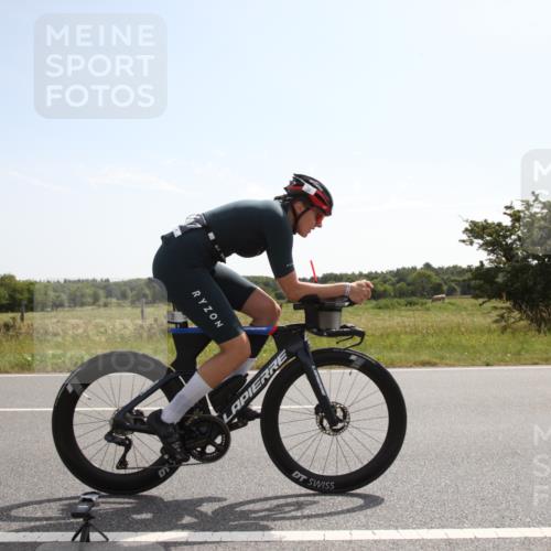 22.06.2025 - Viking Triathlon Yannick Fuchs http://msf.ph/oto/8067855 22.06.2025 11:23:06 Radfahren 20, 46, 81, 88, 232, 265, 532 meine-sportfotos.de