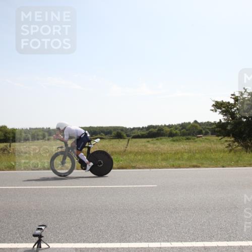 22.06.2025 - Viking Triathlon Yannick Fuchs http://msf.ph/oto/8068000 22.06.2025 11:23:56 Radfahren 6, 45 meine-sportfotos.de