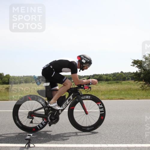 22.06.2025 - Viking Triathlon Yannick Fuchs http://msf.ph/oto/8068036 22.06.2025 11:59:30 Radfahren 7 meine-sportfotos.de