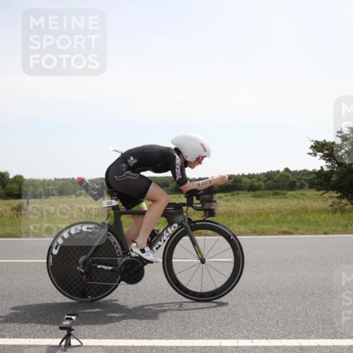 22.06.2025 - Viking Triathlon Yannick Fuchs http://msf.ph/oto/8068191 22.06.2025 12:00:51 Radfahren 276, 438 meine-sportfotos.de