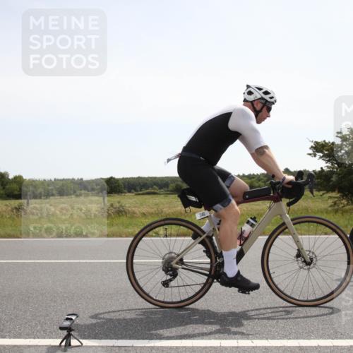 22.06.2025 - Viking Triathlon Yannick Fuchs http://msf.ph/oto/8068213 22.06.2025 12:01:20 Radfahren 63, 246, 406, 467, 491 meine-sportfotos.de