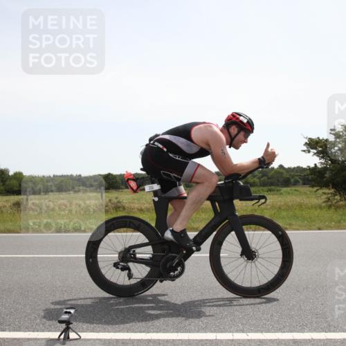 22.06.2025 - Viking Triathlon Yannick Fuchs http://msf.ph/oto/8068288 22.06.2025 12:02:08 Radfahren 62, 255, 349 meine-sportfotos.de