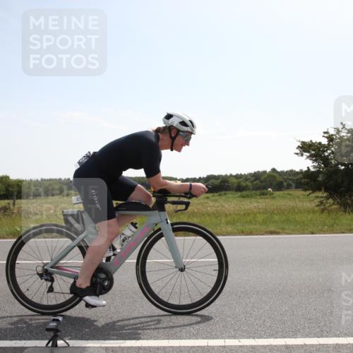 22.06.2025 - Viking Triathlon Yannick Fuchs http://msf.ph/oto/8068300 22.06.2025 11:25:54 Radfahren 295, 475 meine-sportfotos.de