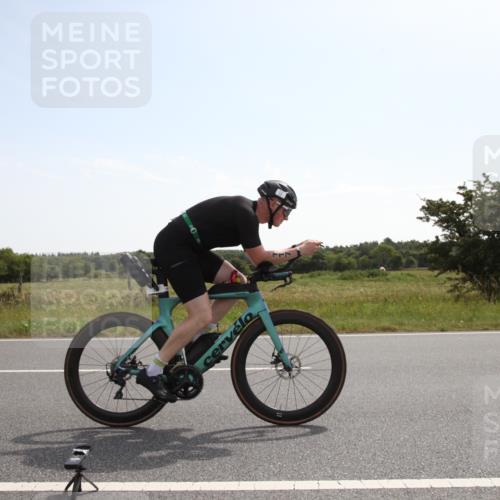 22.06.2025 - Viking Triathlon Yannick Fuchs http://msf.ph/oto/8068327 22.06.2025 11:26:04 Radfahren 117, 325, 451 meine-sportfotos.de
