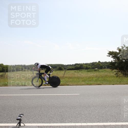 22.06.2025 - Viking Triathlon Yannick Fuchs http://msf.ph/oto/8068397 22.06.2025 11:26:42 Radfahren 393, 488 meine-sportfotos.de