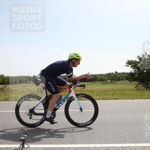 22.06.2025 - Viking Triathlon Yannick Fuchs http://msf.ph/oto/8068545 22.06.2025 11:28:01 Radfahren 180, 513 meine-sportfotos.de