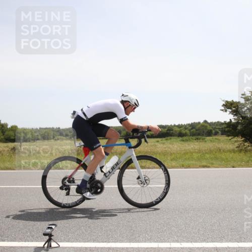 22.06.2025 - Viking Triathlon Yannick Fuchs http://msf.ph/oto/8068651 22.06.2025 12:04:08 Radfahren 42, 142, 149, 351 meine-sportfotos.de