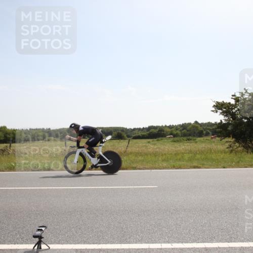 22.06.2025 - Viking Triathlon Yannick Fuchs http://msf.ph/oto/8068666 22.06.2025 11:29:07 Radfahren 14, 251, 310 meine-sportfotos.de