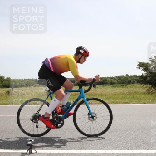 22.06.2025 - Viking Triathlon Yannick Fuchs http://msf.ph/oto/8068740 22.06.2025 12:04:46 Radfahren 15, 101, 362, 385, 554 meine-sportfotos.de