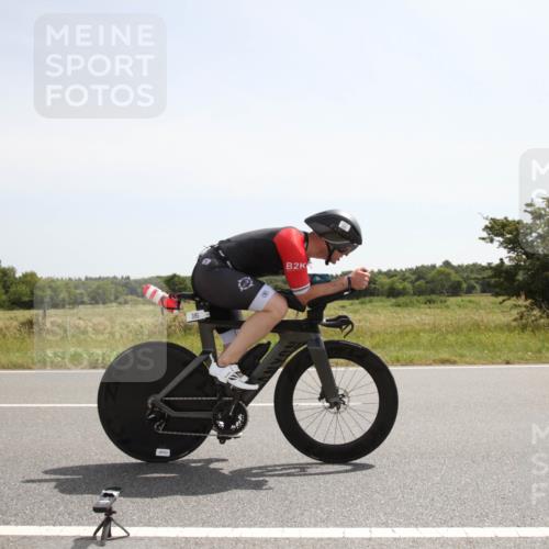 22.06.2025 - Viking Triathlon Yannick Fuchs http://msf.ph/oto/8068745 22.06.2025 12:04:47 Radfahren 15, 101, 272, 362, 385, 554 meine-sportfotos.de