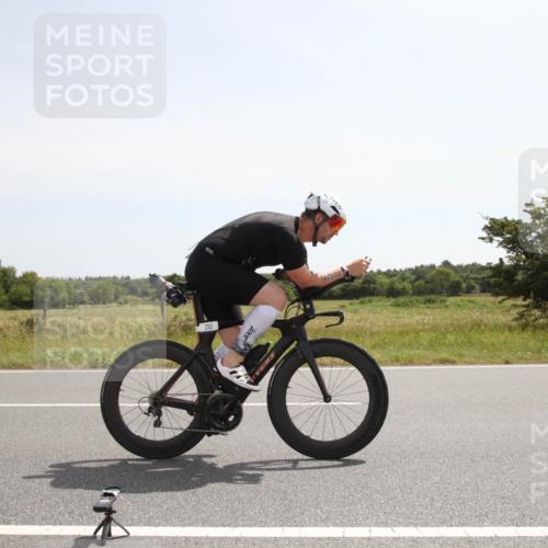 22.06.2025 - Viking Triathlon Yannick Fuchs http://msf.ph/oto/8068879 22.06.2025 12:05:36 Radfahren 102, 183, 232, 609 meine-sportfotos.de
