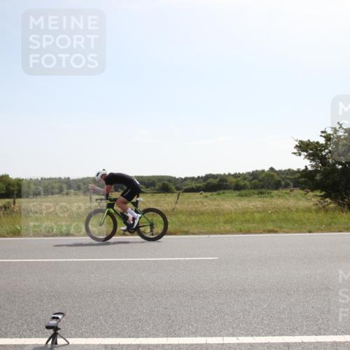 22.06.2025 - Viking Triathlon Yannick Fuchs http://msf.ph/oto/8069121 22.06.2025 11:32:45 Radfahren 8, 203, 644, 653 meine-sportfotos.de