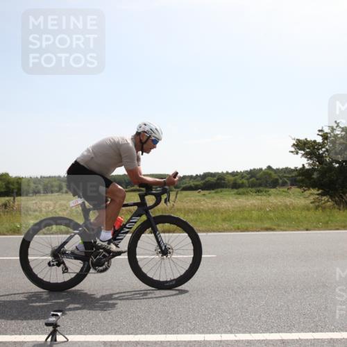 22.06.2025 - Viking Triathlon Yannick Fuchs http://msf.ph/oto/8069127 22.06.2025 11:32:46 Radfahren 8, 89, 203, 644 meine-sportfotos.de