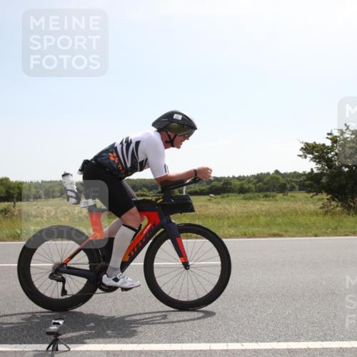 22.06.2025 - Viking Triathlon Yannick Fuchs http://msf.ph/oto/8069237 22.06.2025 11:33:53 Radfahren 25, 290 meine-sportfotos.de